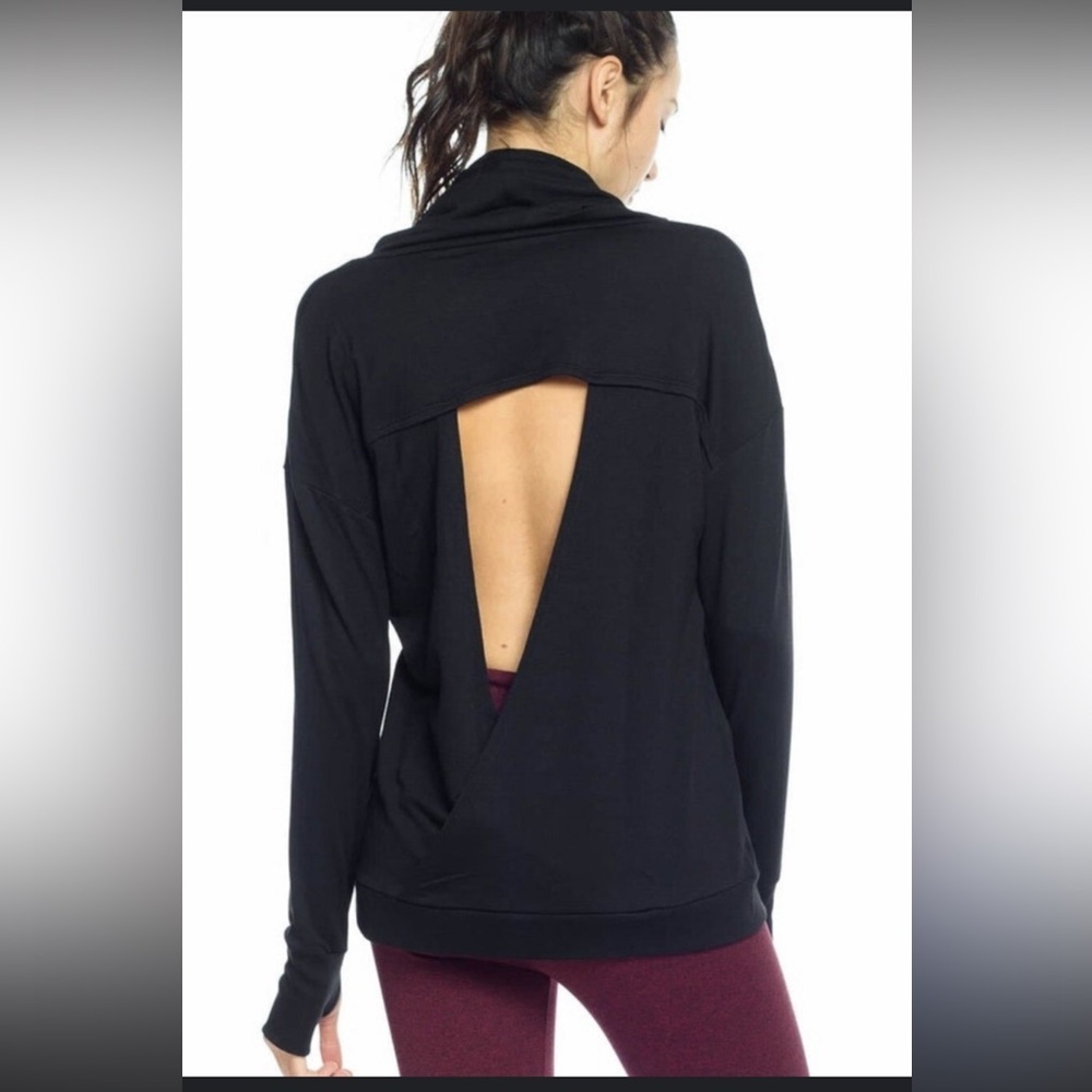 Forever 21 Elegant Black Open-Back Women's Top